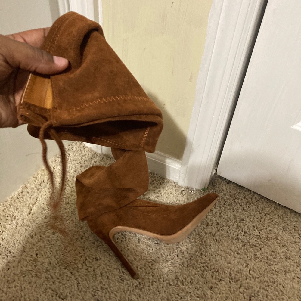 Fashion nova thigh high boots - Picture 3 of 7